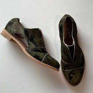 All Black - green and black cut out loafer, camouflage, 38